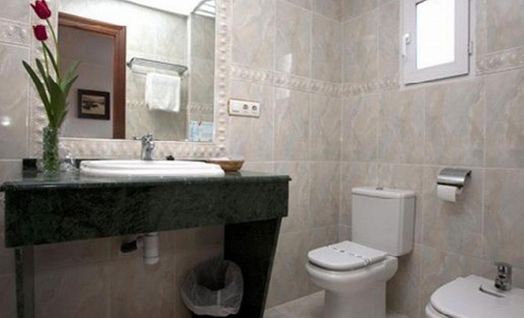 Hotel Avenida Yecla Rum bild